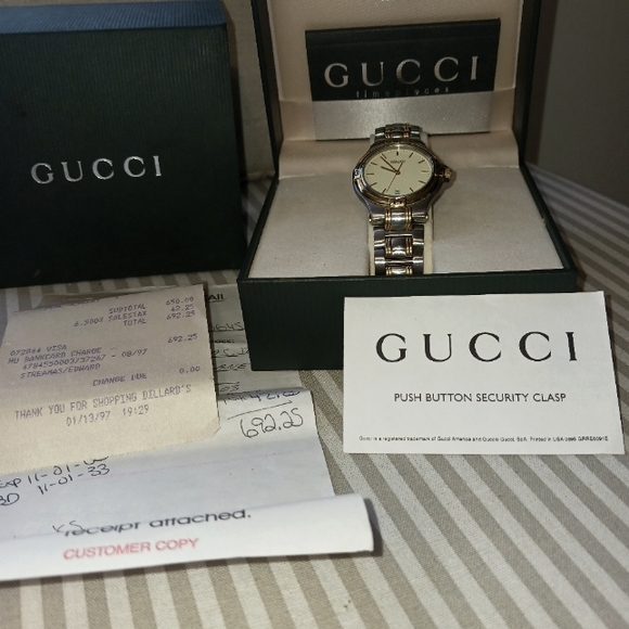 Vintage GUCCI Mens Stainless Wrist Watch in Original Box with Purchace Receipt - Picture 3 of 16